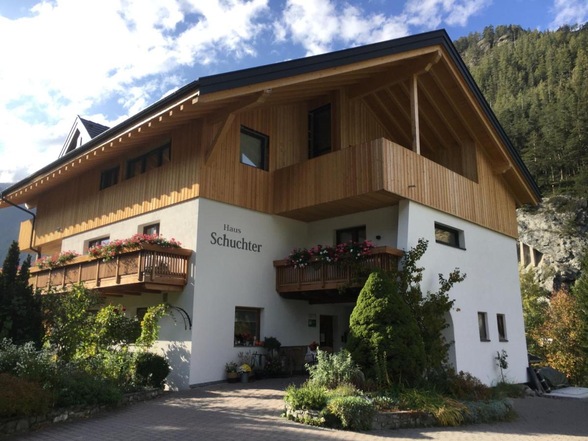 Haus Schuchter Hotell Pfunds Exteriör bild